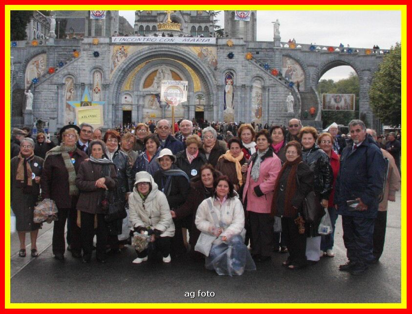 2008Lourdes 832y_tn.jpg